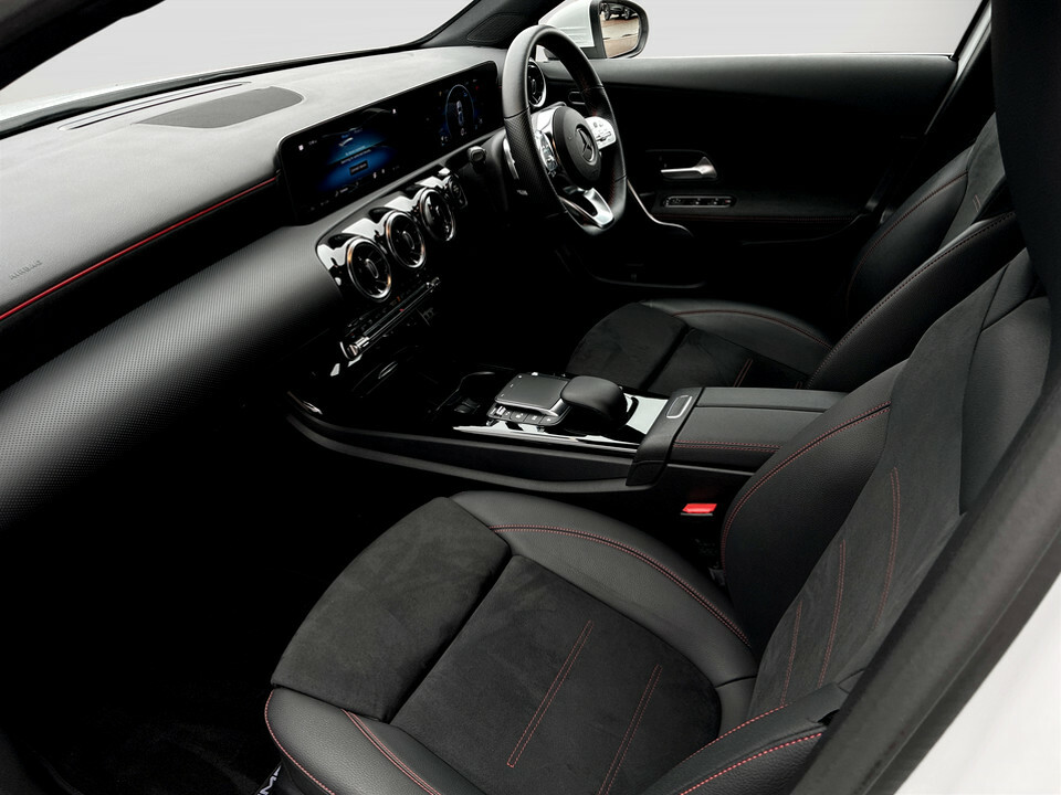 Mercedes-Benz A Class A180 Amg Line Executive Black #17