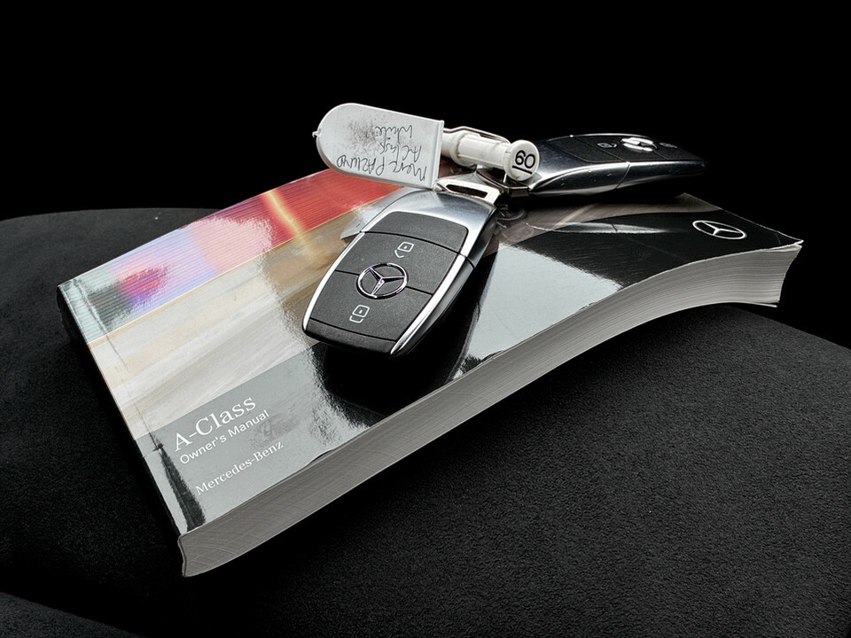 Mercedes-Benz A Class A180 Amg Line Executive Black #26