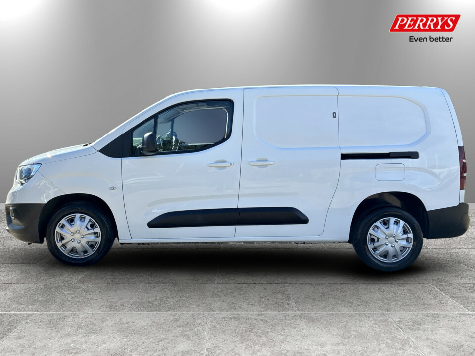 Vauxhall Combo 2300 1.5 Turbo D 130Ps H1 Edition Van White #4
