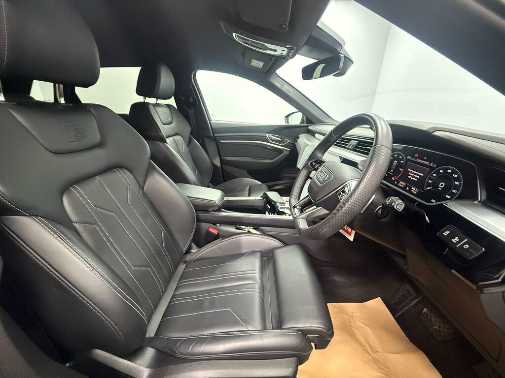 Audi E-tron 300Kw 55 Quattro 95Kwh Black Edition Black #2