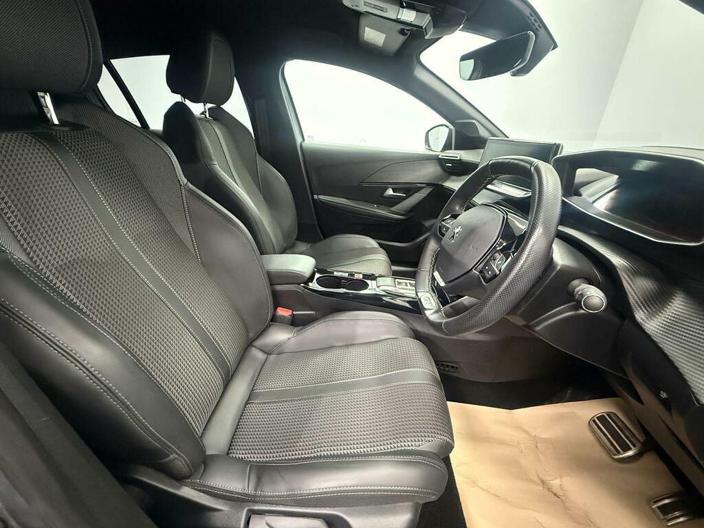 Peugeot e-208 100Kw Gt 50Kwh Grey #2