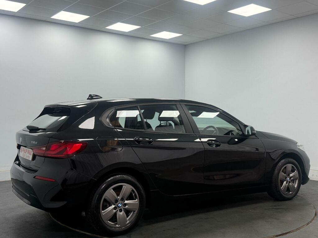 BMW 1 Series 116D Se Live Cockpit Professional Black #3