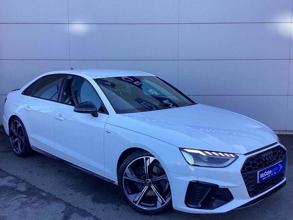 Audi A4 2.0 Tfsi 35 Black Edition Saloon S Tron Black
