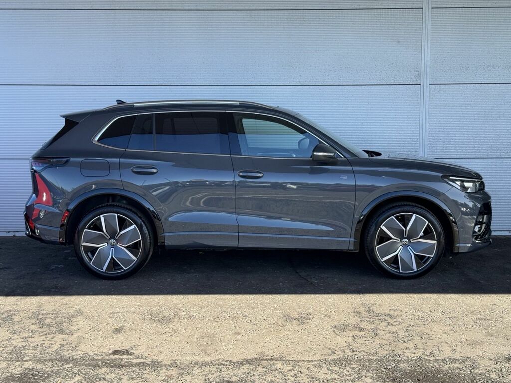 Volkswagen Tiguan 2.0 Tdi R Line 150 Bhp Dsg Grey #3
