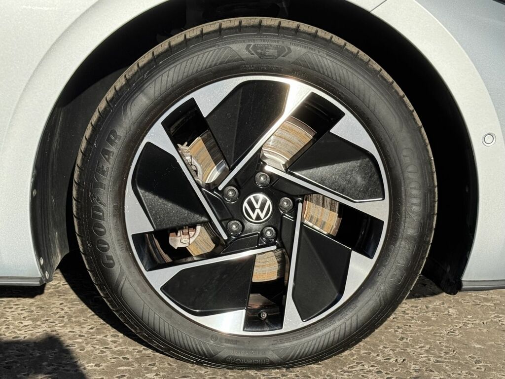 Volkswagen ID.3 Pro 59Kwh 5-Door Silver #7
