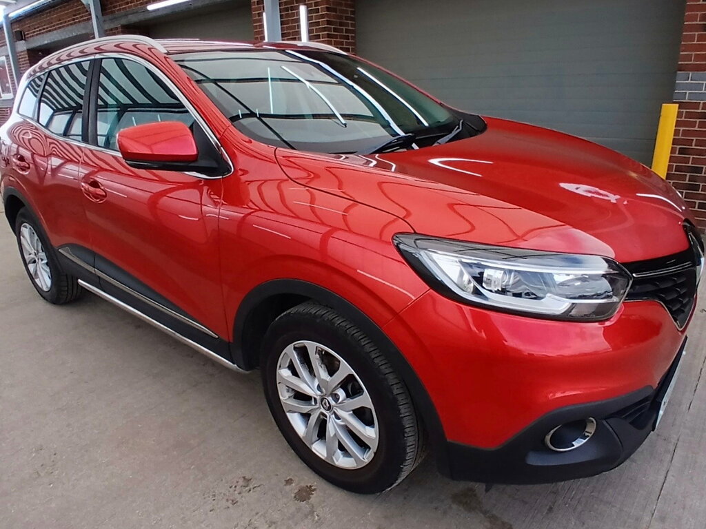 Renault Kadjar 1.5 Dci Dynamique Nav Suv Euro 6 Red