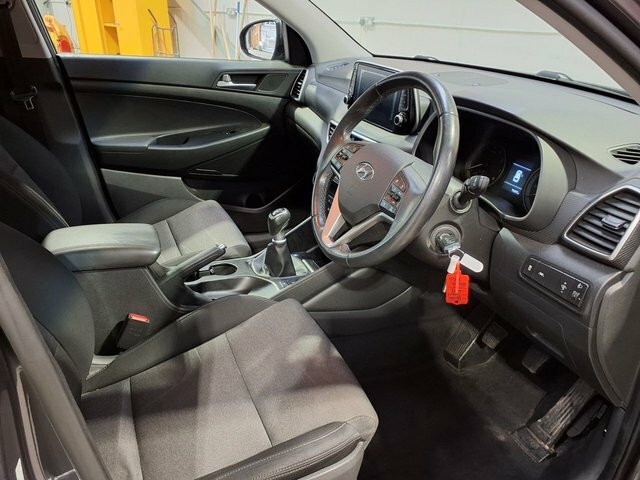 Hyundai Tucson Premium Se Grey #9
