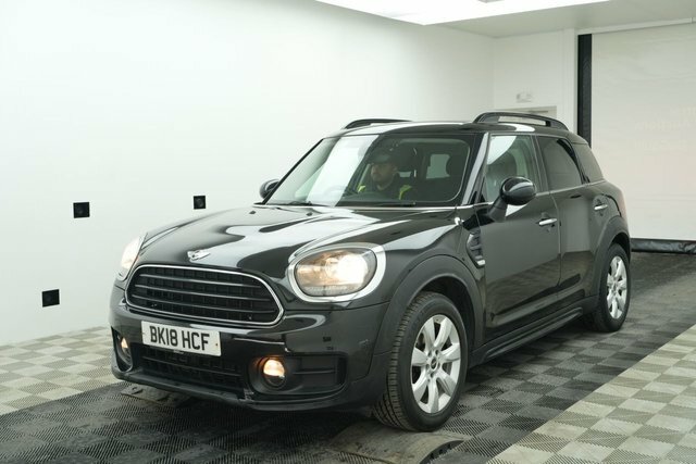 Mini Countryman Cooper Suv Black #2