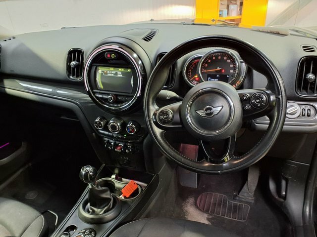Mini Countryman Cooper Suv Black #5