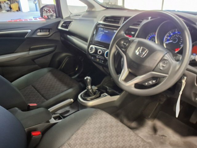 Honda Jazz I-vtec Se Hatchback Silver #5