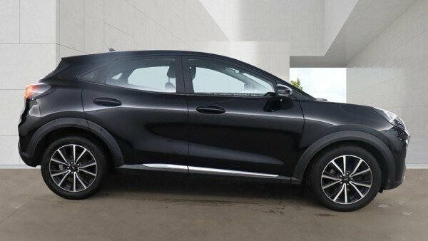 Ford Puma Ecoboost Titanium Suv Black #4