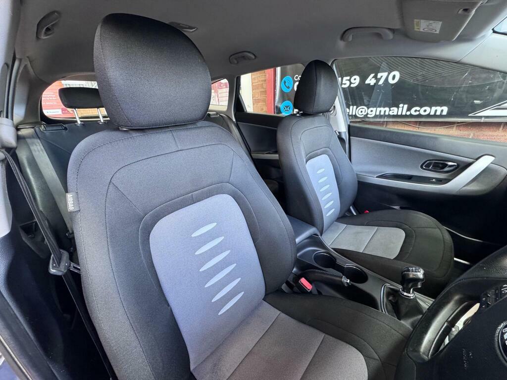Kia Ceed 1.6 Crdi 3 Hatchback Euro 6 Ss Black #16