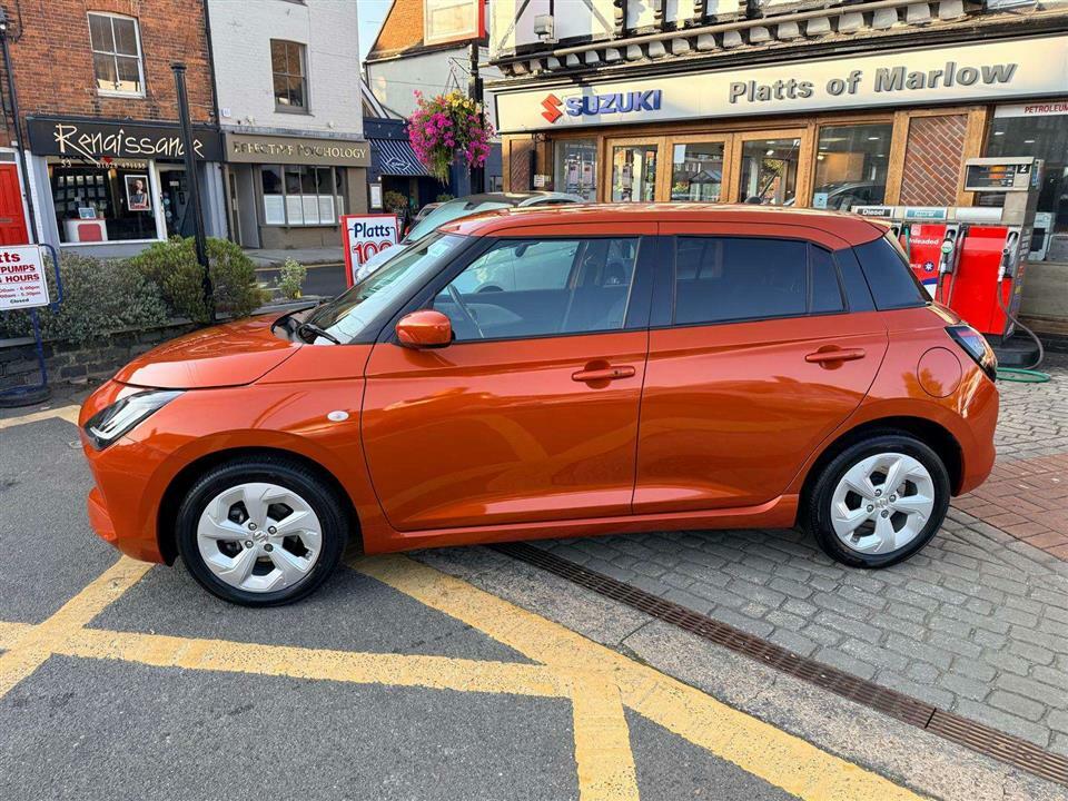Suzuki Swift Motion 1.2I Hybrid BU74HVD Orange #3