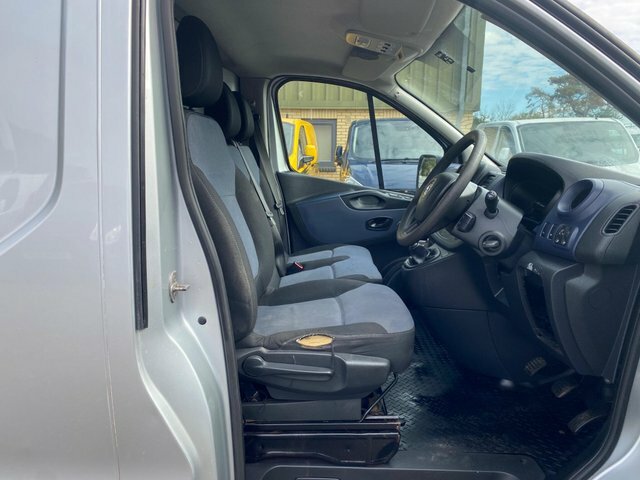 Vauxhall Vivaro 1.6 Cdti 2900 L2 H1 Euro 6 S S Silver #5