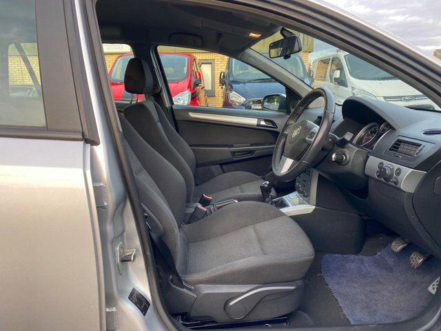 Vauxhall Astra 1.6I 16V Sxi Silver #5