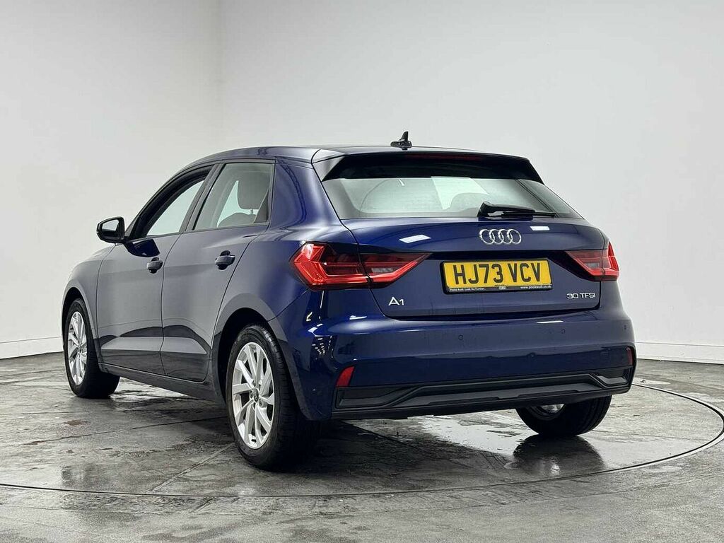 Audi A1 Sport 30 Tfsi 110 Ps 6-Speed - 2022 Blue #3