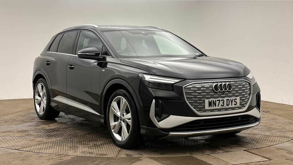 Audi Q4 E Tron S Line 40 150,00 Kw Black