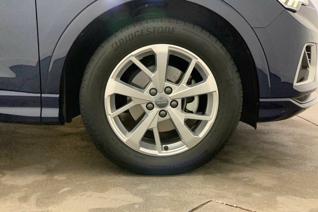 Audi Q3 Sport 35 Tdi Quattro 150 Ps 6-Speed Blue #5