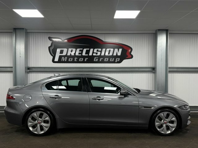 Jaguar XE D200 Mhev S Grey #3