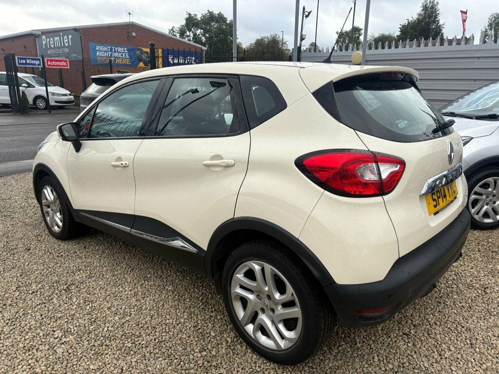 Renault Captur 1.5L Dynamique Medianav White #4