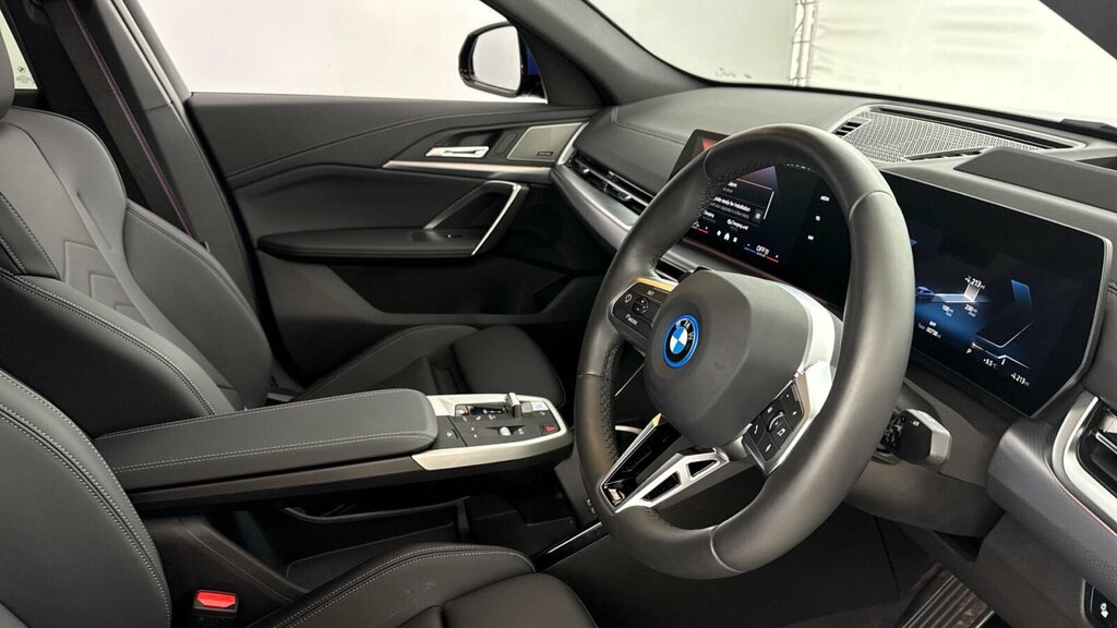 BMW iX2 Ix2 Xdrive30 M Sport Blue #6