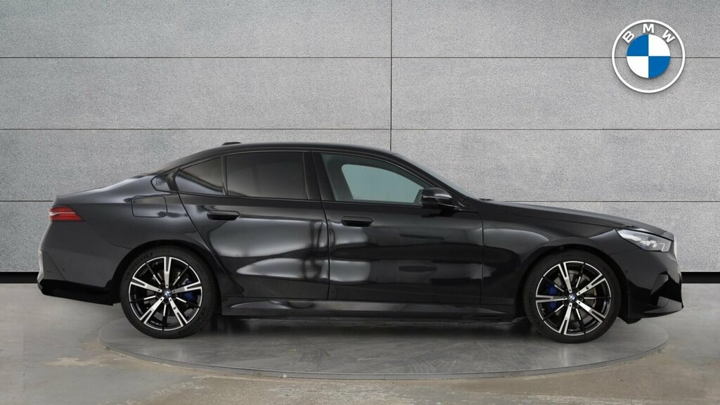 BMW 5 Series 530E M Sport Saloon Black #3