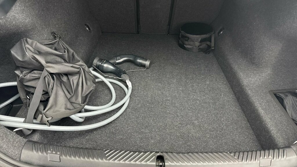 BMW 5 Series Shuttle Life Swb 150 Ps 2.0 Tdi 8Sp Grey #13