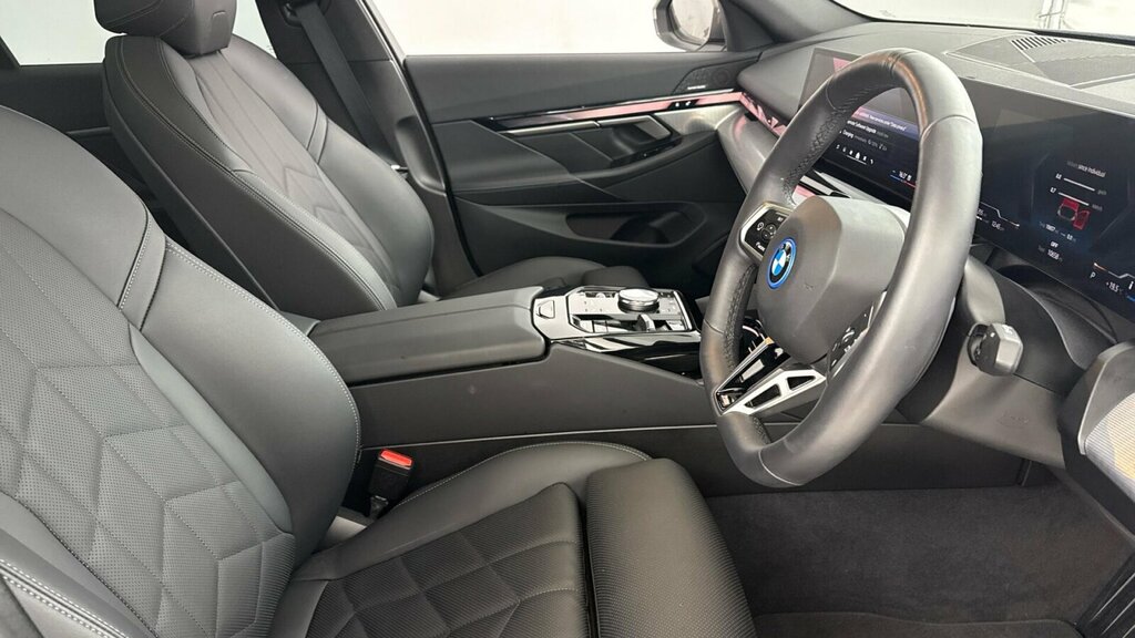 BMW 5 Series Shuttle Life Swb 150 Ps 2.0 Tdi 8Sp Grey #11