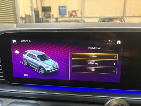 Mercedes-Benz GLE Class Amg Line Silver #35