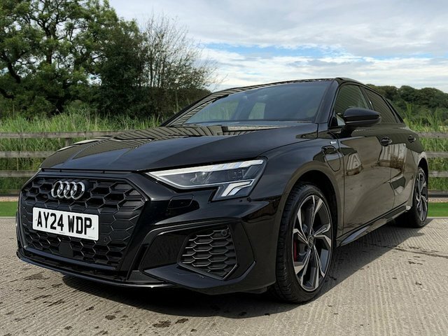 Audi A3 Tfsie 45 S Line Black #4