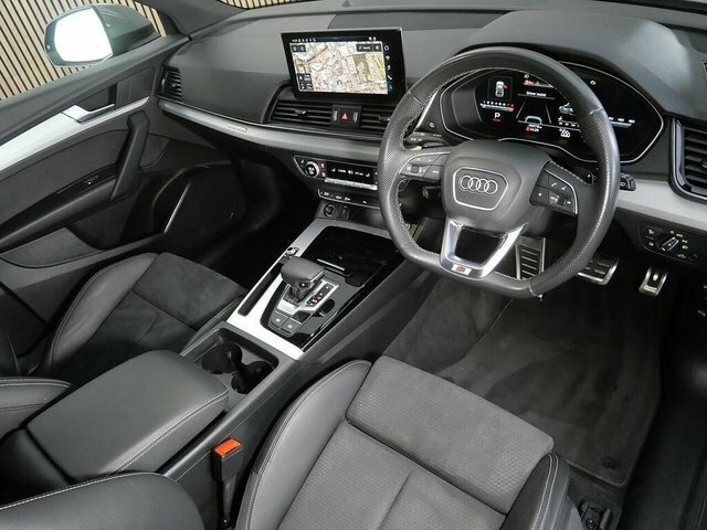 Audi Q5 Tfsie 50 S Line Grey #5