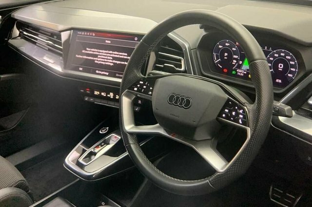 Audi Q4 E Tron S Line Sportback Black #4