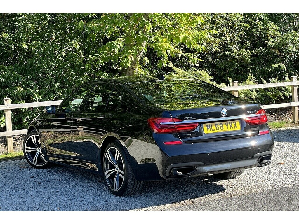 BMW 7 Series 730D M Sport Blue #5