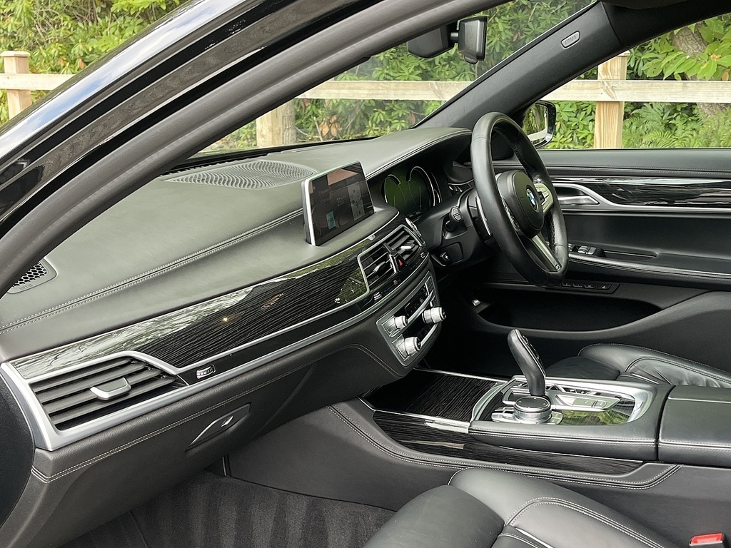 BMW 7 Series 730Ld M Sport Black #17