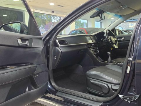Kia Optima 1.7 Crdi 2 Sportswagon Euro 6 Ss Black #48