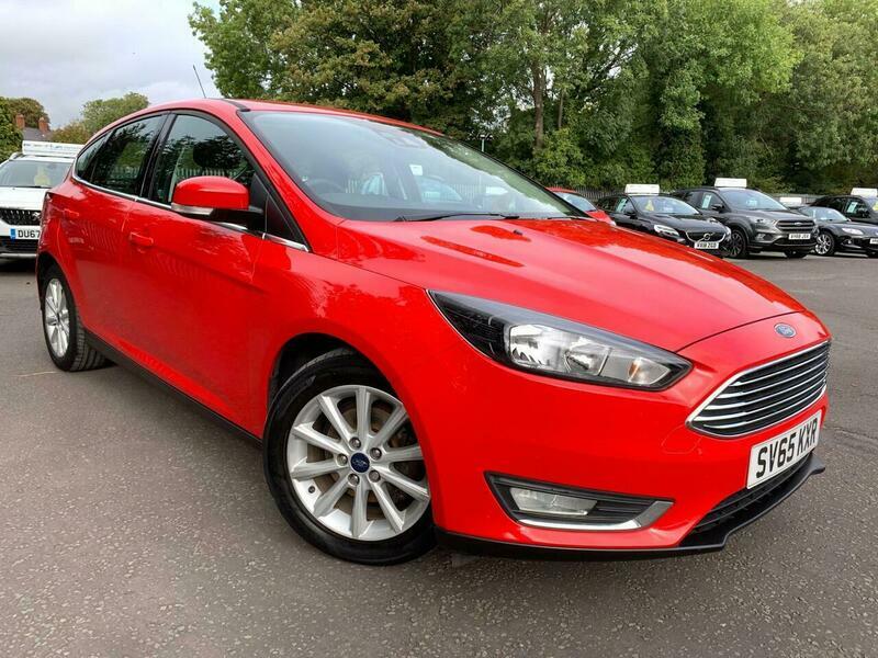 Ford Focus 1.6 Zetec Powershift Euro White #1