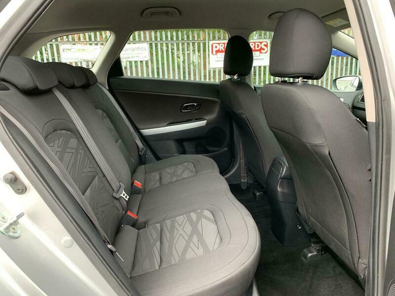 Kia Ceed Hatchback 1.6 Gdi Ecodynamics 3 Euro 5 Ss White #37