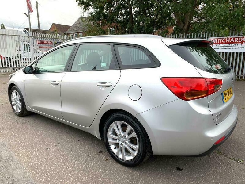 Kia Ceed Hatchback 1.6 Gdi Ecodynamics 3 Euro 5 Ss White #8