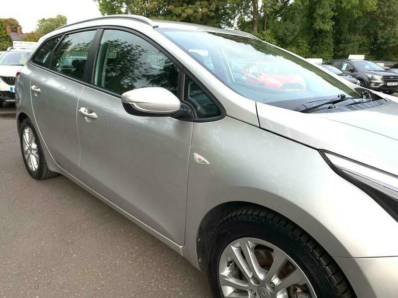 Kia Ceed Hatchback 1.6 Gdi Ecodynamics 3 Euro 5 Ss White #11