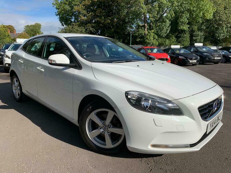 Volvo V40 1.6 D2 Es Euro White