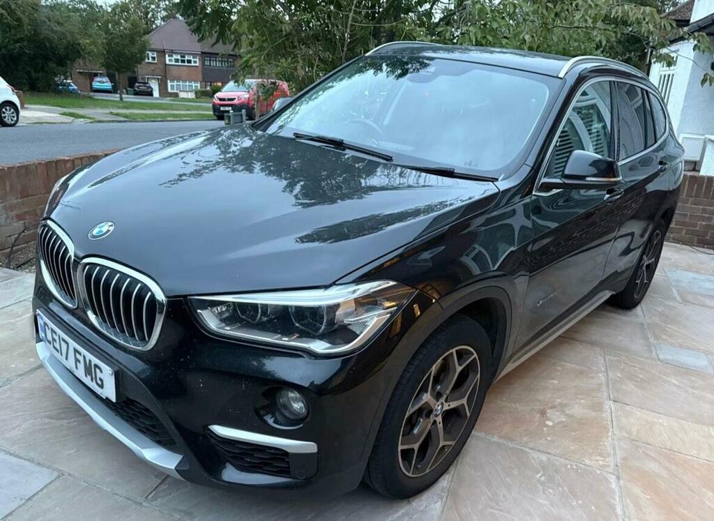 BMW X1 Xline Black #3