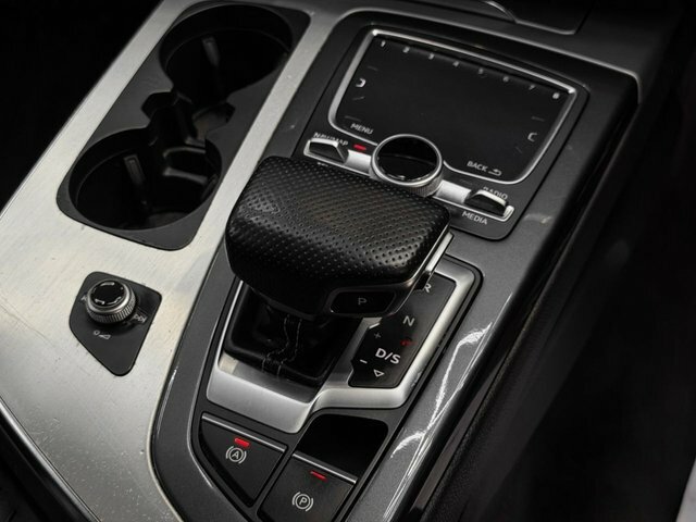 Audi Q7 3L S Line Blue #33