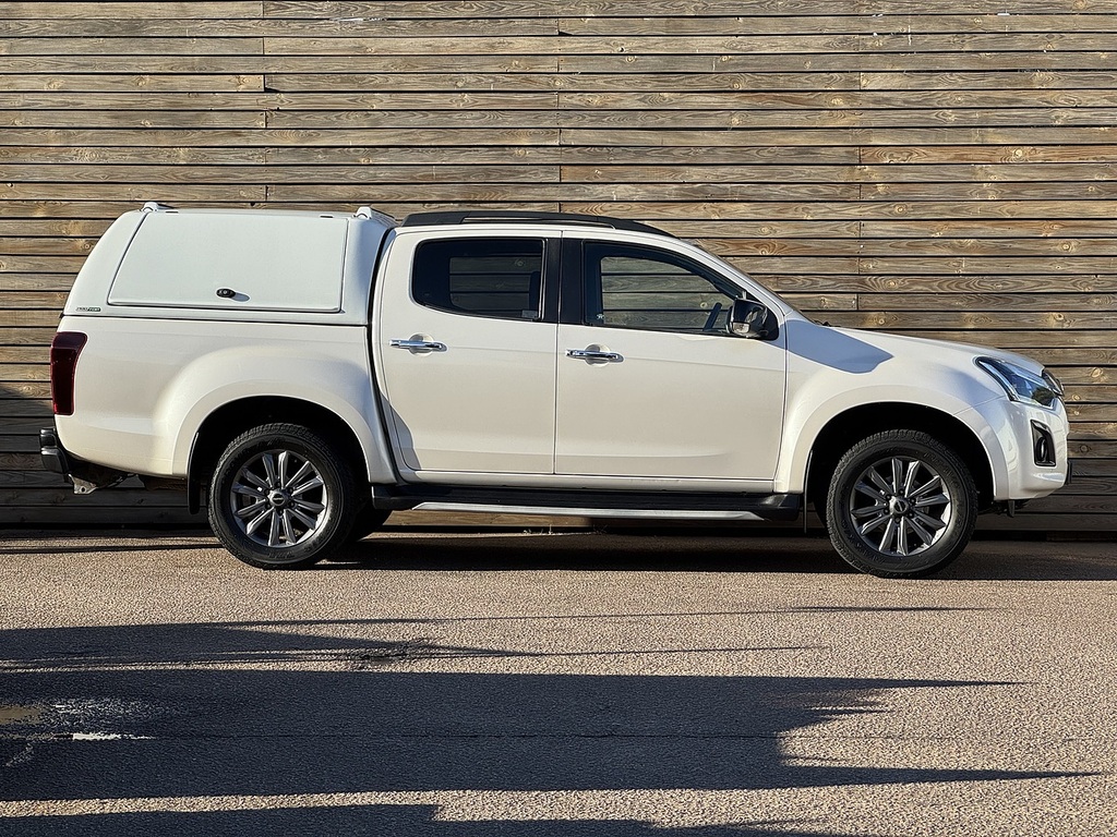 Isuzu D-Max Td Blade White #2