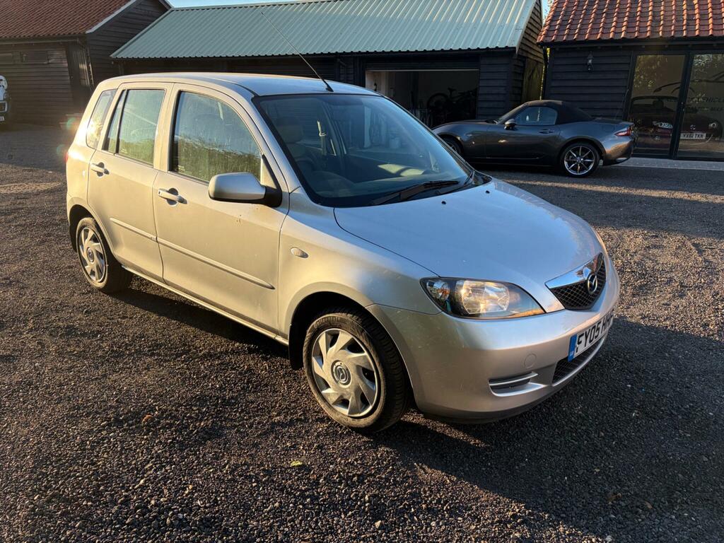 Mazda 2 Antares Silver