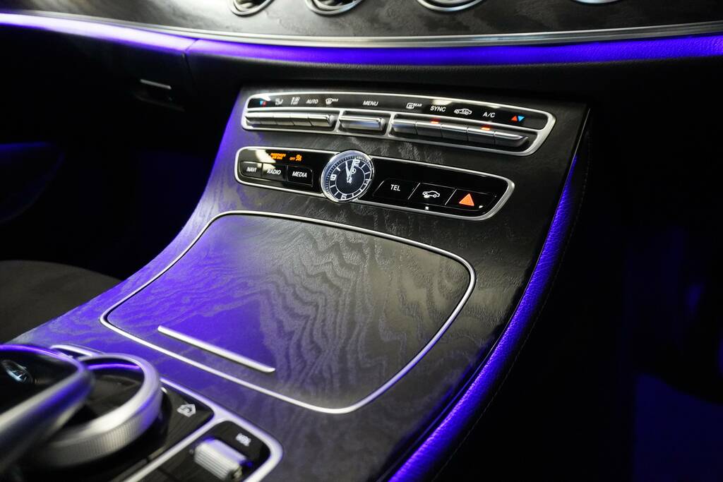 Mercedes-Benz E Class 2.0 E 220 Grey #14