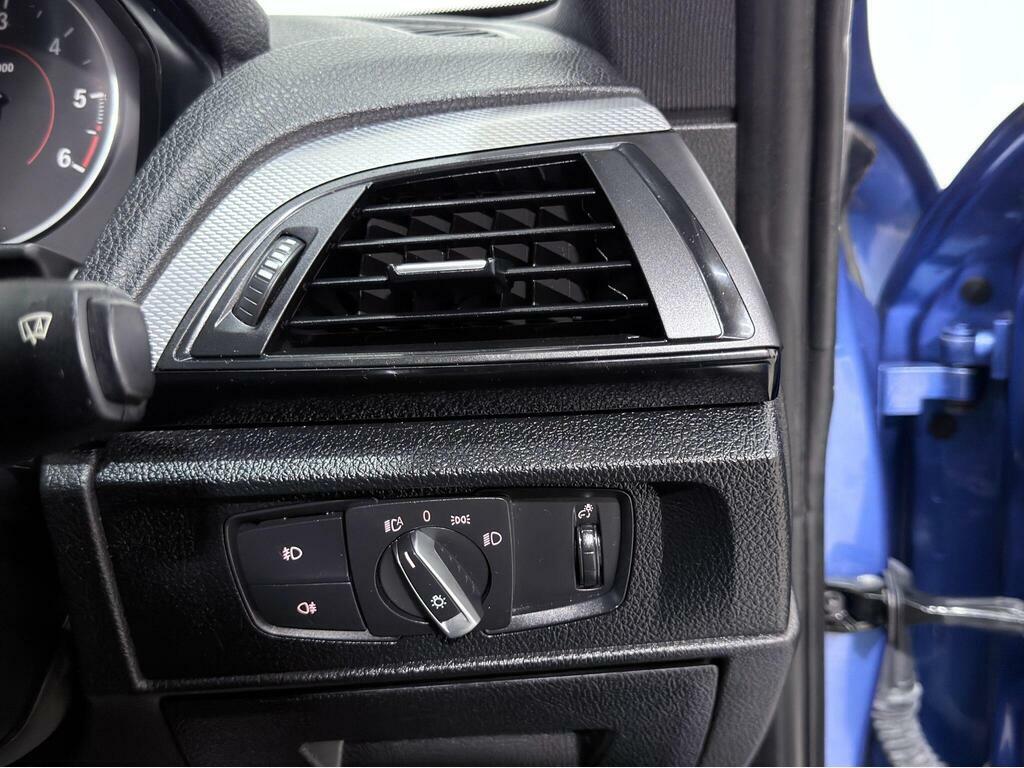 BMW 1 Series 116D Sport Nav Silver #46