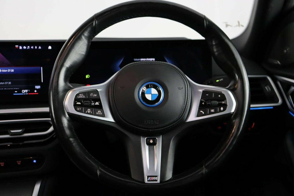 BMW i4 2023 23 40  #10