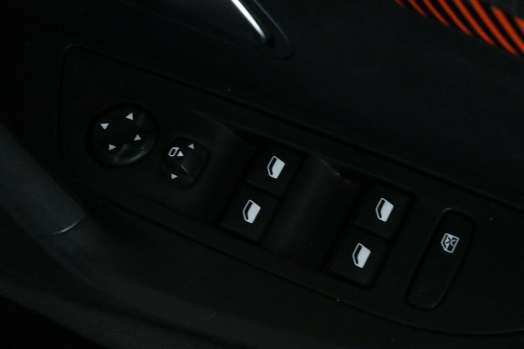 Peugeot e-2008 Active Premium Grey #12
