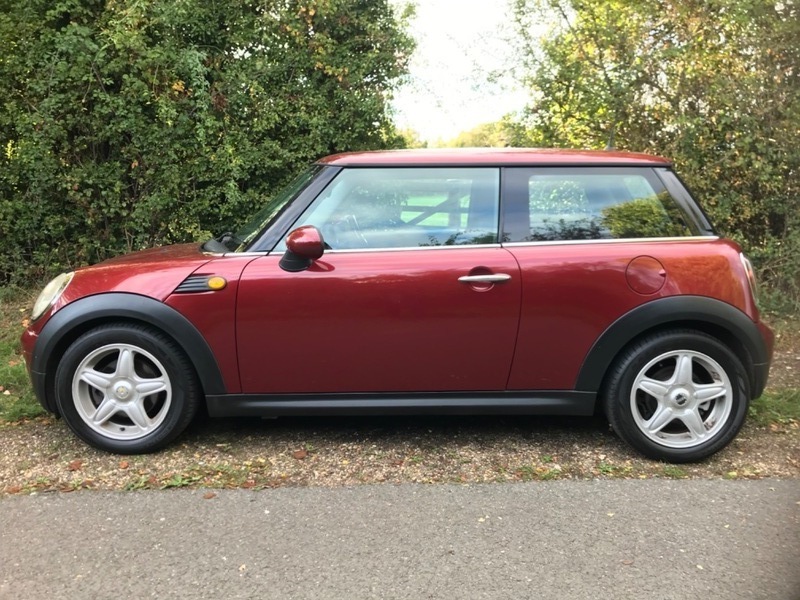 Mini Hatch 1.4 Red #2