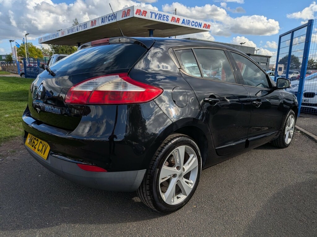 Renault Megane 1.6 16V Dynamique Tomtom Black #4